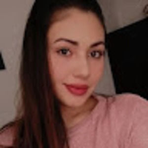 Meet your Posher, Valentina